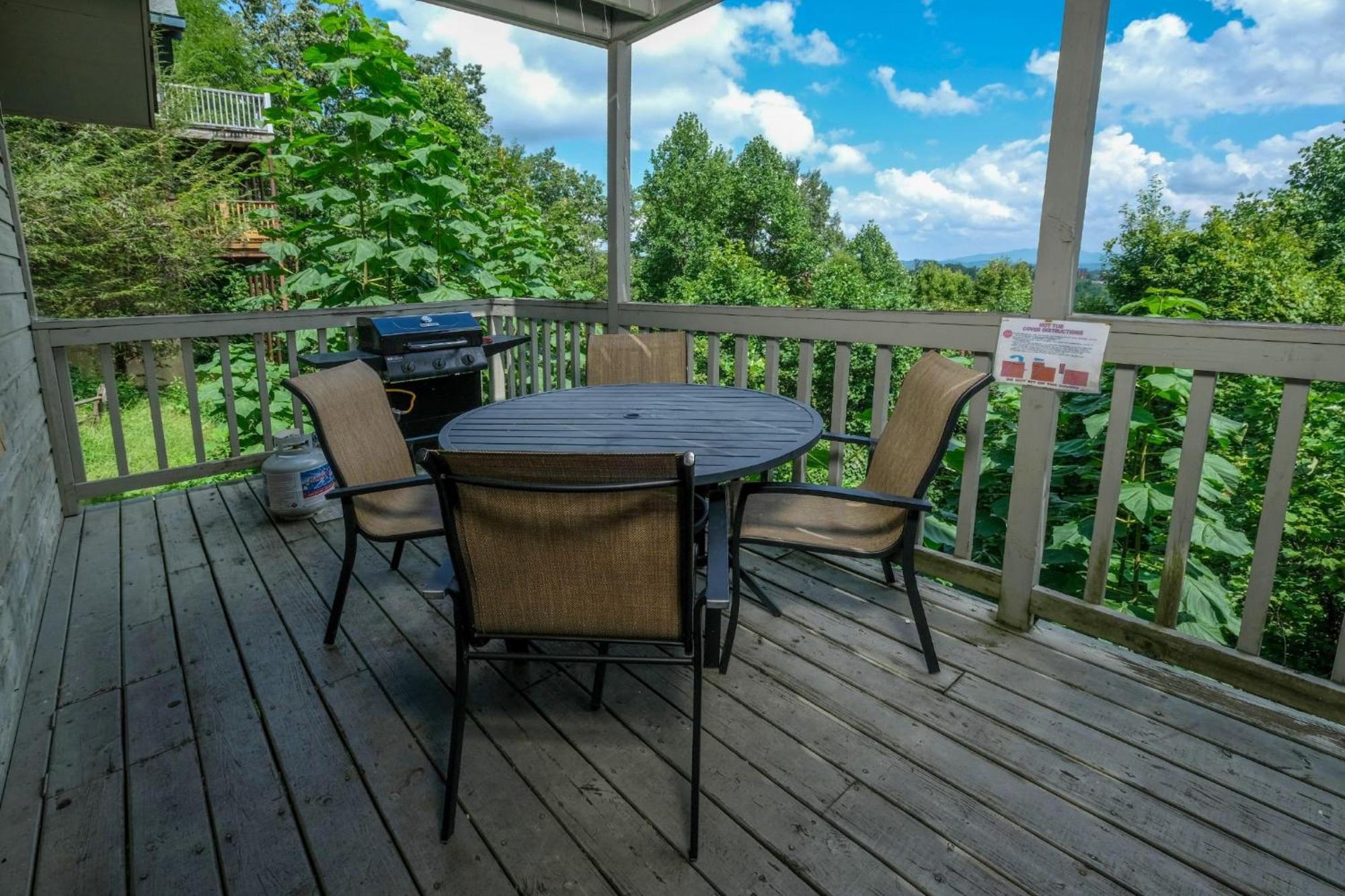 Holly Tree Cabin 936 Gatlinburg Dış mekan fotoğraf